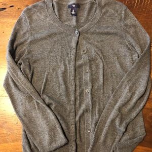 GAP Cardigan— Long sleeve